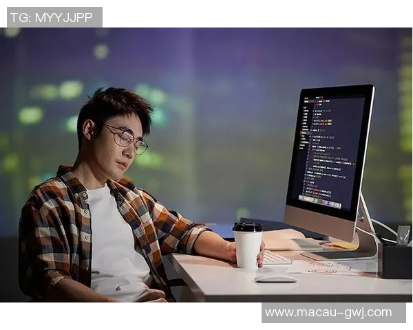 对话杨磊:回顾和平精英职业生涯的成长与挑战 对话杨磊:回顾和平精英职业生涯的成长与挑战