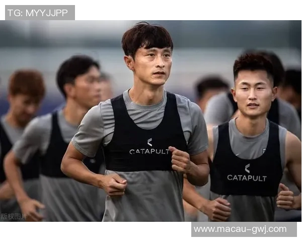 武汉街舞队区域防守分析与战术调整的深度探讨 武汉街舞队区域防守分析与战术调整的深度探讨