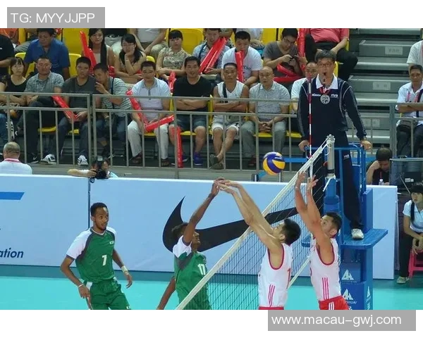 深圳排球队的包夹革新探索与实践:提升团队协作与战术灵活性的全新路径 深圳排球队的包夹革新探索与实践:提升团队协作与战术灵活性的全新路径