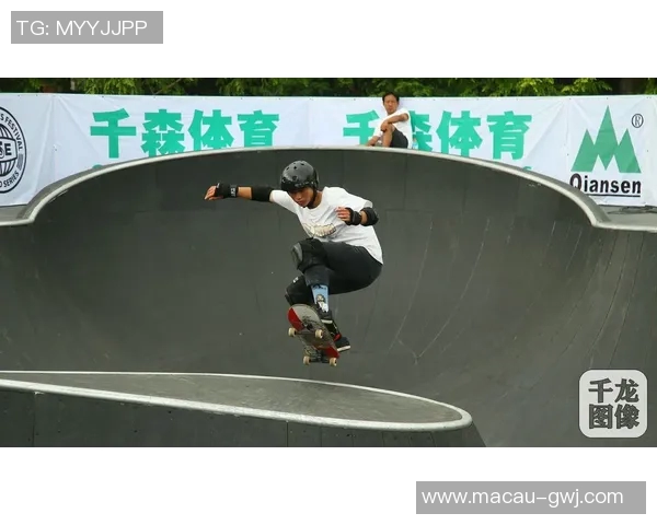 重庆极限运动队转型探索新路径助力运动发展与文化传播