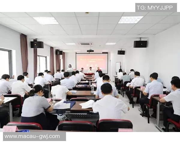 重磅专题:探索成都攀岩队在技术与战术上的创新与突破 重磅专题:探索成都攀岩队在技术与战术上的创新与突破