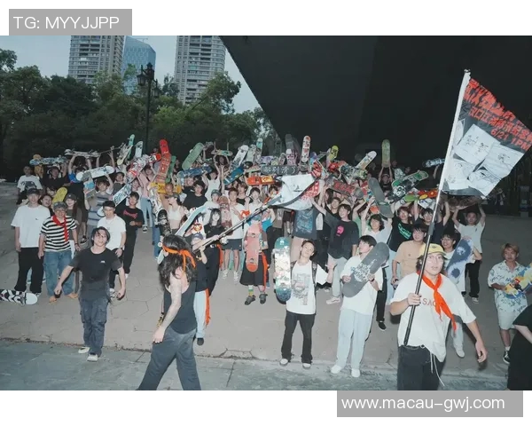 武汉滑板队运营经验分享与反思探讨滑板文化发展的得失之路 武汉滑板队运营经验分享与反思探讨滑板文化发展的得失之路