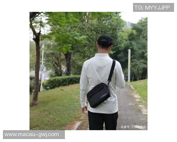 刘铮的奋斗故事：从普通青年到职场精英的成长之路