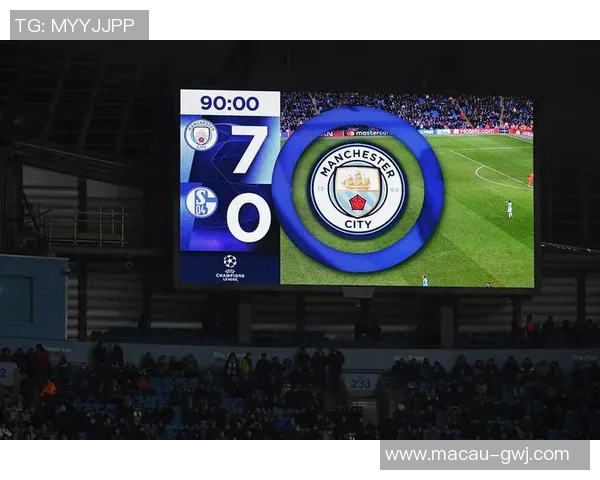 曼彻斯特城迎战沙尔克全力争胜展现球队实力与风采