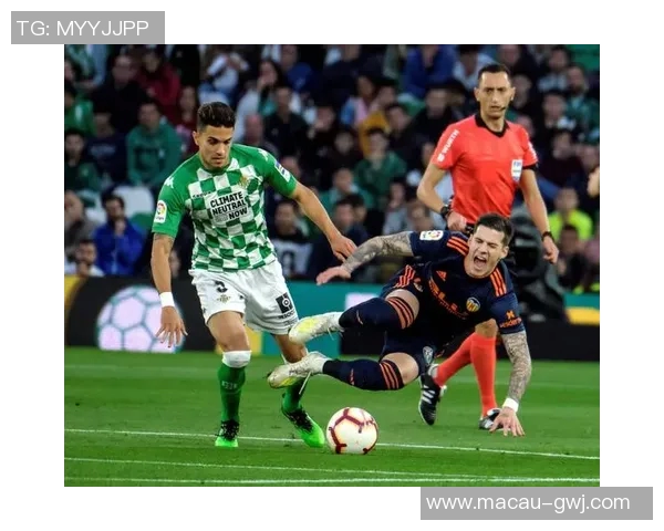 西甲焦点战役瓦伦西亚主场迎战巴萨争夺三分荣耀