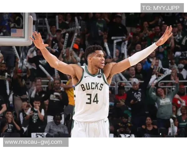 首轮对决活塞挑战雄鹿谁能在季后赛中脱颖而出争夺胜利荣耀