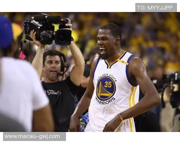 勇士与爵士精彩对决录像回放5月7日全场回顾与精彩瞬间分析