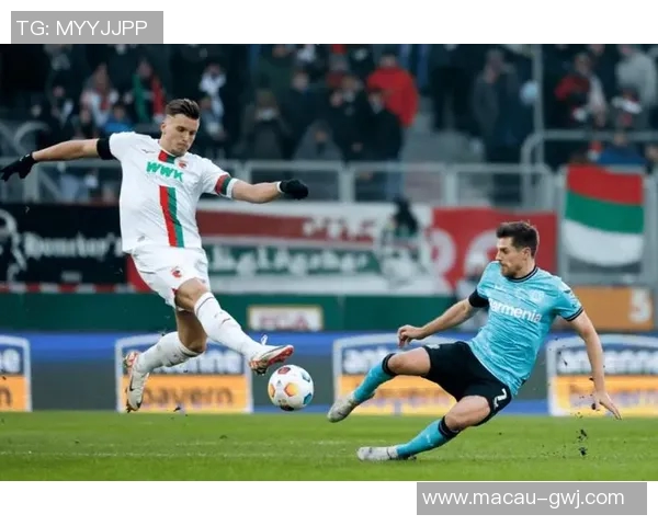 科隆与沙尔克的激烈对决揭示德甲新赛季的竞争格局与球队实力较量