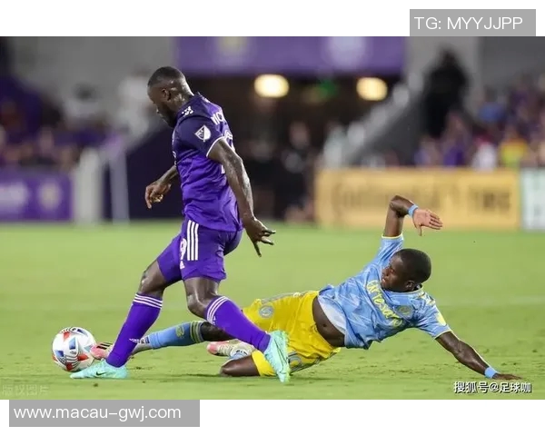 费城联合与芝加哥火焰激战正酣比分揭晓精彩瞬间回顾