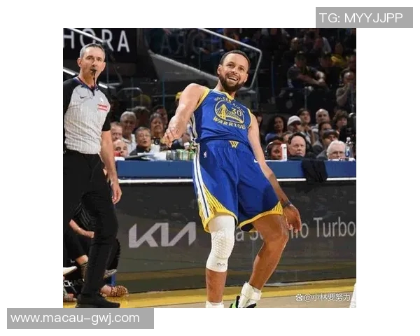 库里三分大赛决赛狂砍20球创历史纪录震惊全场引发热议 库里三分大赛决赛狂砍20球创历史纪录震惊全场引发热议