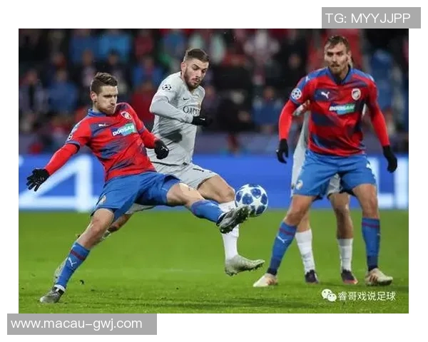 恒丰对阵比尔森的精彩较量展现足球魅力与团队精神的完美结合