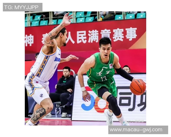 CBA焦点对决辽宁队迎战肯帝亚队力争季后赛席位的关键战役