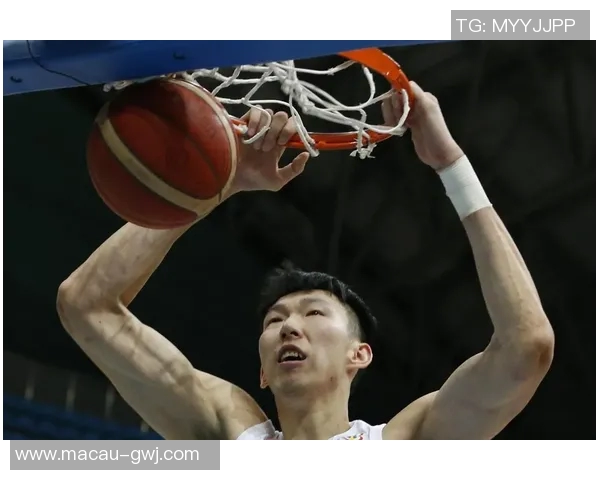 周琦在国际篮球舞台上的崛起与挑战:从青涩新星到顶尖中锋的奋斗历程 周琦在国际篮球舞台上的崛起与挑战:从青涩新星到顶尖中锋的奋斗历程