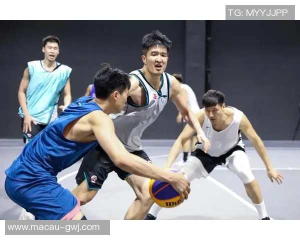 杭州篮球队荣登实力排行榜首位引领全国篮球新潮流 杭州篮球队荣登实力排行榜首位引领全国篮球新潮流